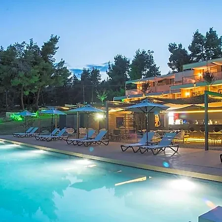 Hotel Sani & Sani Woods 3*